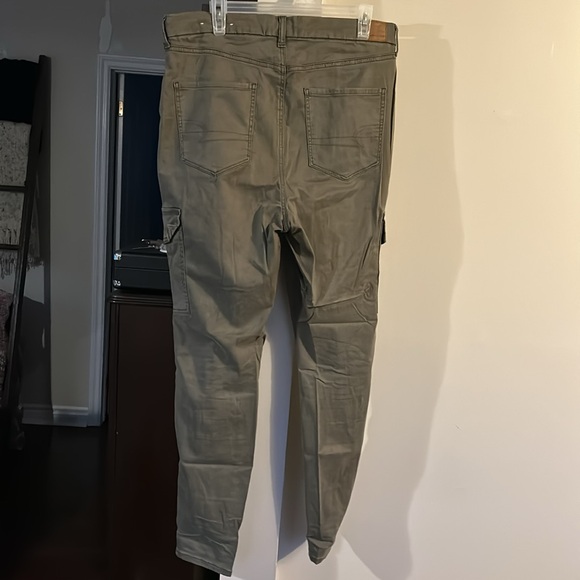 American Eagle Cargo Jegging - Picture 2 of 2